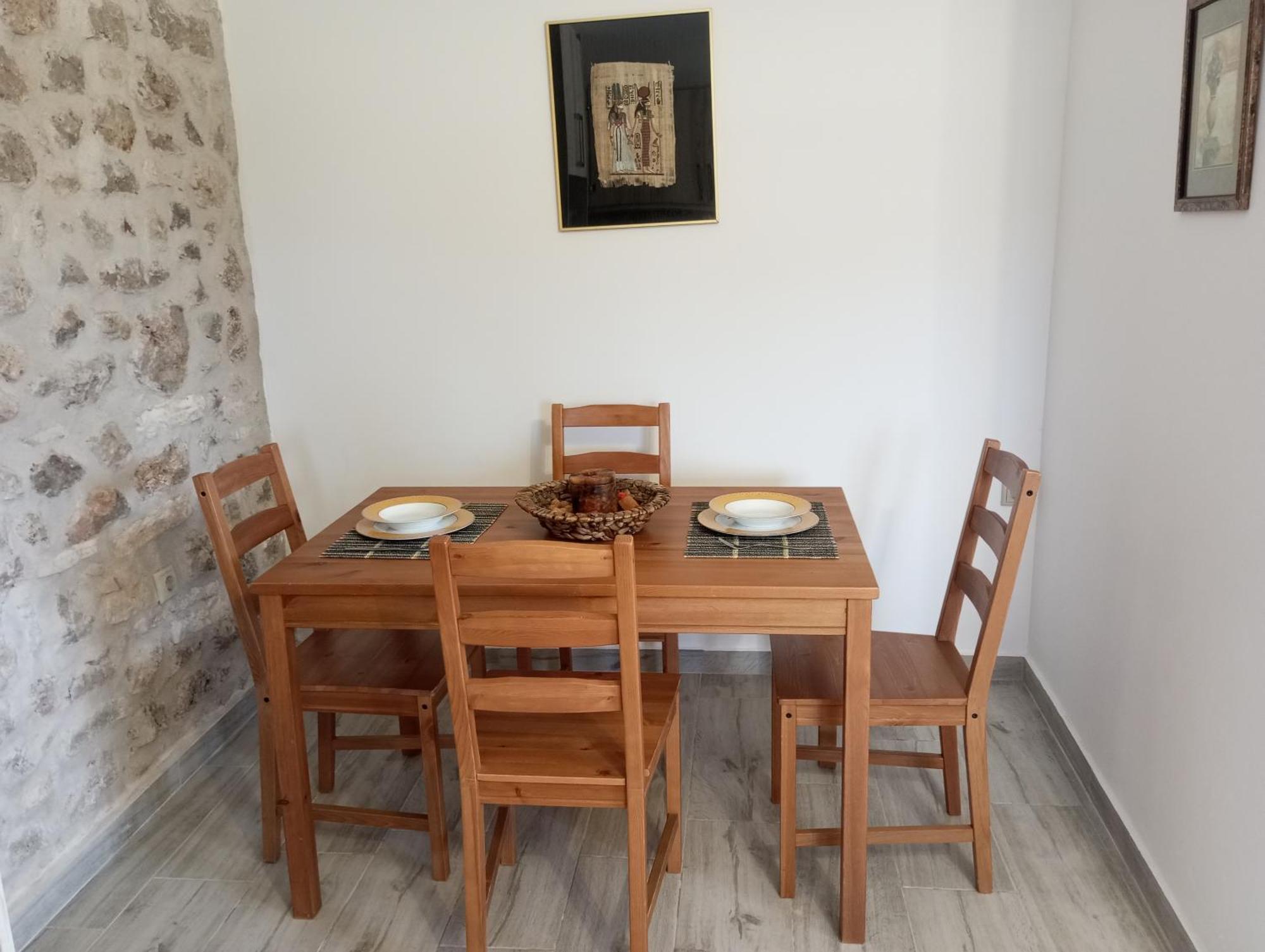 Petrino House * Margariti